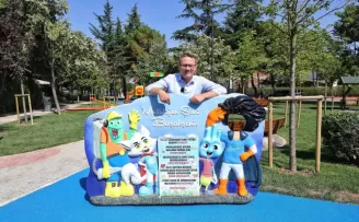 Başakşehir’de yenilenen Defne Parkı açıldı
