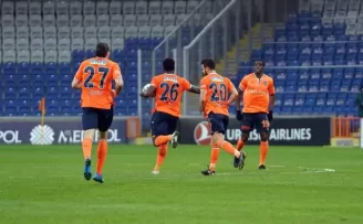 Başakşehir ligde 10 maçtır galip gelemiyor

