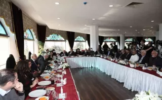 Başkan Altınok basın mensuplarıyla bir araya geldi
