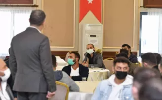 Başkan Bozkurt, iş arayan vatandaşlarla bir araya geldi
