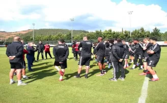 Başkan Çebi, takımla bir araya geldi
