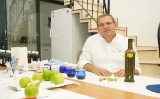 Başkan Ergin’den tavsiye:  Gerçek Ayvalık zeytinyağı kullanın!