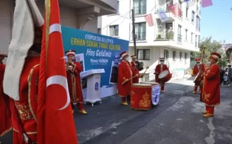 Başkan Köken Erhan Sokak Parkı’nın açılışını yaptı

