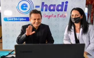 Başkan Yazıcı’dan işaret dili ile engelliler günü mesajı
