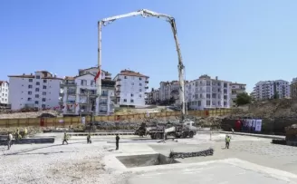 Başkent’te iki yarı olimpik yüzme havuzunun temeli atıldı

