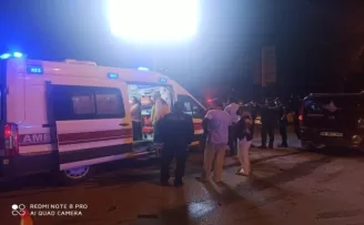 Başkent’te kırmızı ışıkta geçen otomobil kaza yaptı: 3 yaralı

