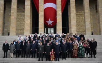 Başkent’ten Ata’ya saygı duruşu