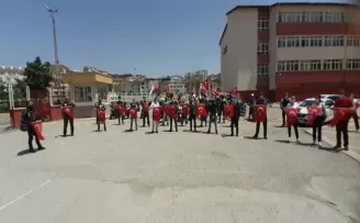 Başkentte 19 Mayıs coşkusunun en güzel görüntüleri motosikletli kortejden çıktı
