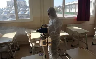 Bayrampaşa’daki tüm okullar dezenfekte edildi
