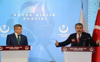 BBP Genel Başkanı Destici Gelecek Partisi Genel Başkanı Davutoğlu ile görüştü

