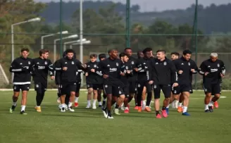 Beşiktaş 2 eksikle hazırlıklarını sürdürdü
