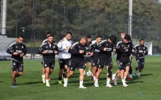 Beşiktaş, Alanyaspor hazırlıklarına başladı
