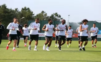 Beşiktaş, Denizlispor maçı hazırlıklarına başladı
