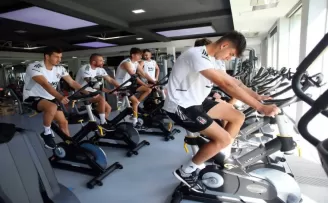Beşiktaş salonda çalıştı
