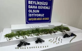 Beylikdüzü’nde uyuşturucu yetiştirilen eve operasyon
