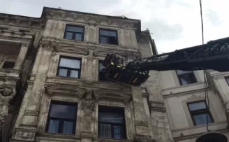 Beyoğlu’nda bulunan tarihi otelde yangın
