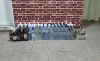 Beyoğlu’nda sahte alkol operasyonu: 65 litre etil alkol ele geçirildi
