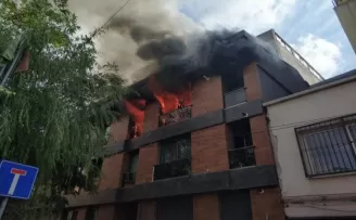 Beyoğlu’nda yangın paniği
