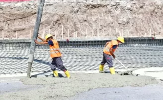 Bir günde üç temel atıldı

