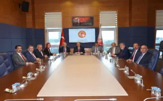 Bölge milletvekilleri fındık için toplandı! 