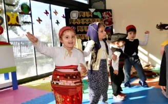 Bornovalı miniklerden ’yerli’ coşku