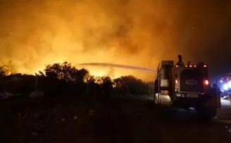 Buca alevler içinde kaldı