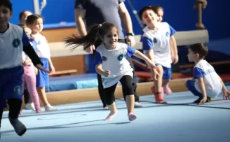 Bursa’da Kış Spor Okulları’nda eğlence ve spor bir arada