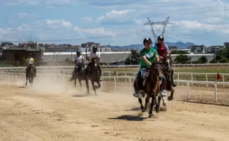 Bursa’da rahvan atları şampiyonluk için koştu