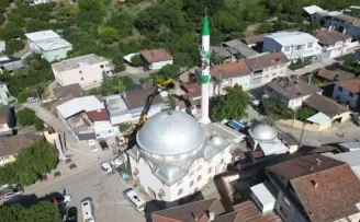 Bursa’daki camiler Büyükşehir eliyle yenileniyor