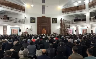 Bursa İnegöl’de ilk teravih gecesi manevi atmosferle yaşandı