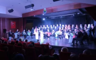Bursa İnegöl’de TSM korosundan kulakların pasını silen konser