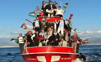 Bursa Mudanya sahilinden ’Sumud Filosu’na destek