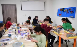 Bursa Osmangazi’de çocuklar kitaplardan ilham alıyor