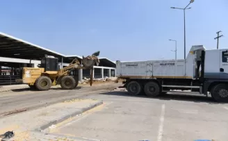 Bursa Osmangazi’de pazarlar temizlenerek dezenfekte edildi