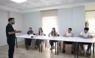 Bursa Osmangazi’den gençlere ücretsiz LGS desteği