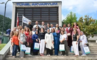 Bursa Yıldırım’da Başkan Yılmaz üreten kadınları ağırladı