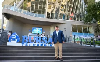 Bursa Yıldırım’da kadın ve çocuklara teleferik keyfi