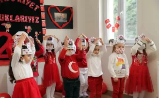 Büyükçekmece’de minik öğrencilerin Cumhuriyet Bayramı coşkusu
