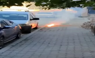 Büyükçekmece’de yeraltı elektrik kablolarında yangın
