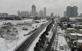 Büyükçekmece’deki kar örtüsü havadan görüntülendi
