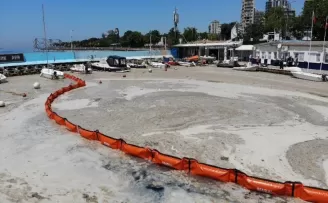 Caddebostan Sahili’nde müsilaj temizliği havadan görüntülendi
