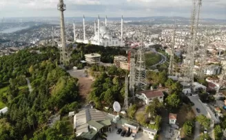 Çamlıca Tepesi’ndeki anten vericiler sökülmeye başlandı
