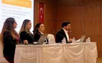 Çanakkale’de “Felsefe ve Hukuk Paneli”ne yoğun ilgi