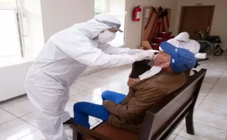 Çay toplamak için Rize’ye gelenlere Korona virüs testi yapılıyor
