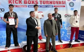 Çayırovalı sporcular o turnuvadan 2 madalyayla döndü