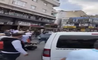 Çekmeköy’de bir çocuğu taciz ettiği iddia edilen şahsa meydan dayağı
