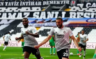 Cenk Tosun golle döndü
