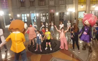 Çocuklara karne partisi
