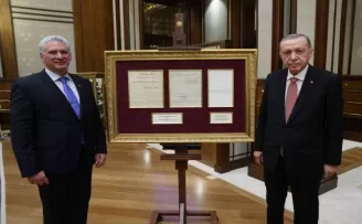Cumhurbaşkanı Erdoğan’dan Küba’ya tarihi hediye
