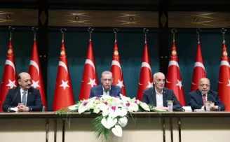 Cumhurbaşkanı Erdoğan: “En düşük kamu işçisi ücretini 15 bin liraya çıkarıyoruz“
